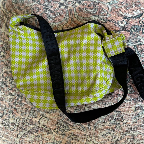 BAGGU medium nylon crescent bag - Picture 3 of 3